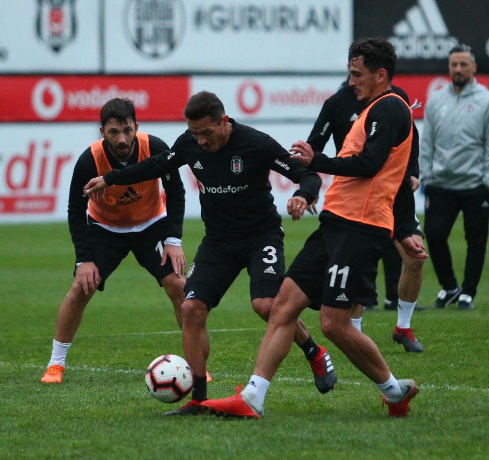 Beşiktaş antrenmanından kareler - Görsel 9