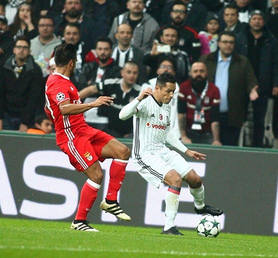 Beşiktaş-Benfica maçından kareler - Görsel 1