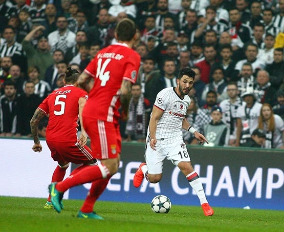 Beşiktaş-Benfica maçından kareler - Görsel 27
