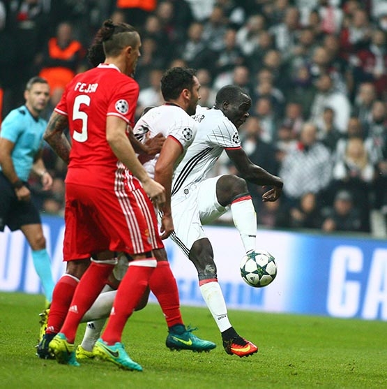 Beşiktaş-Benfica maçından kareler - Görsel 3