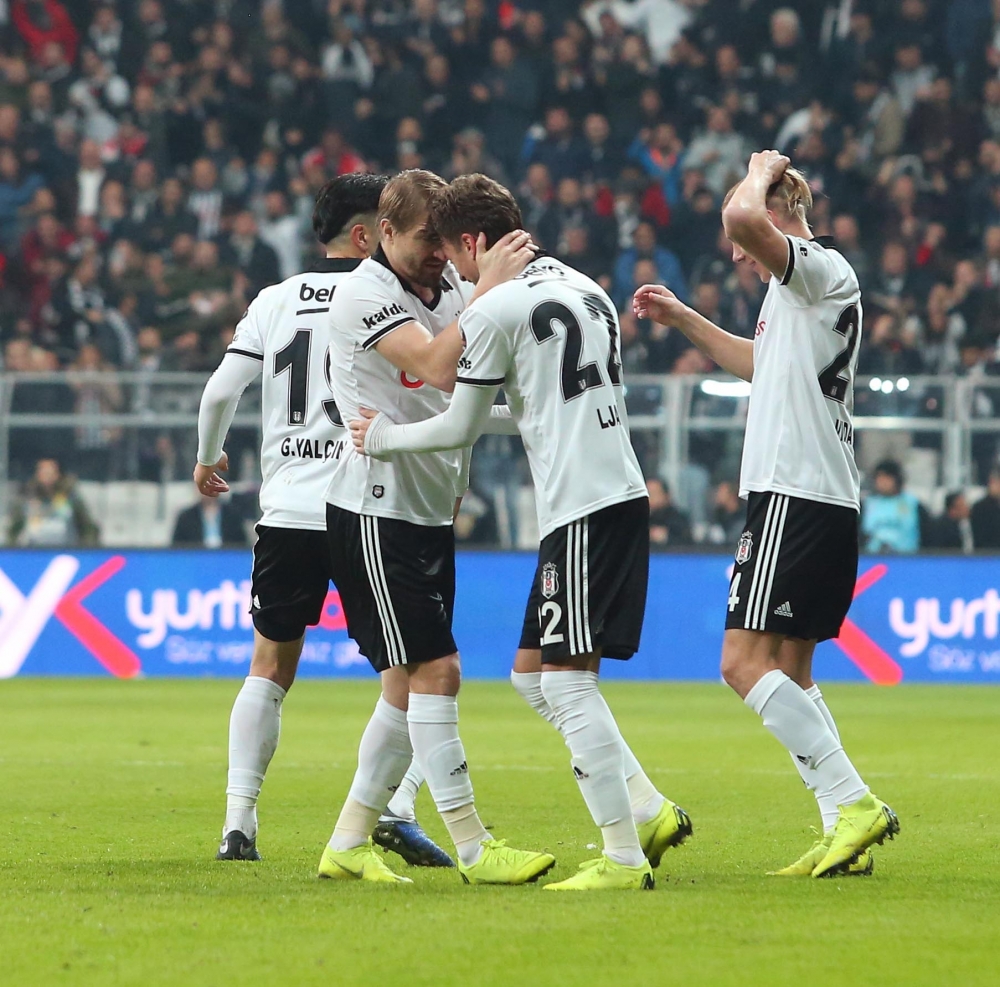 Beşiktaş - Galatasaray maçından kareler - Görsel 13