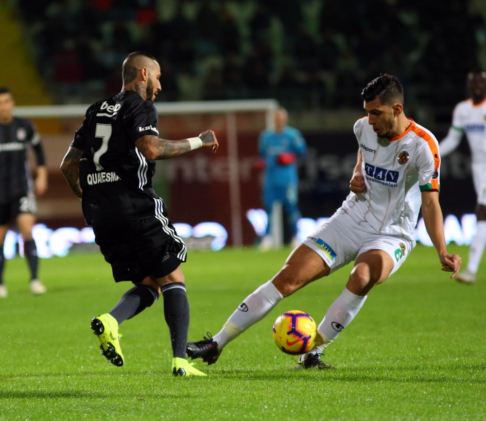 Alanyaspor - Beşiktaş maçının ilk yarısından kareler - Görsel 5
