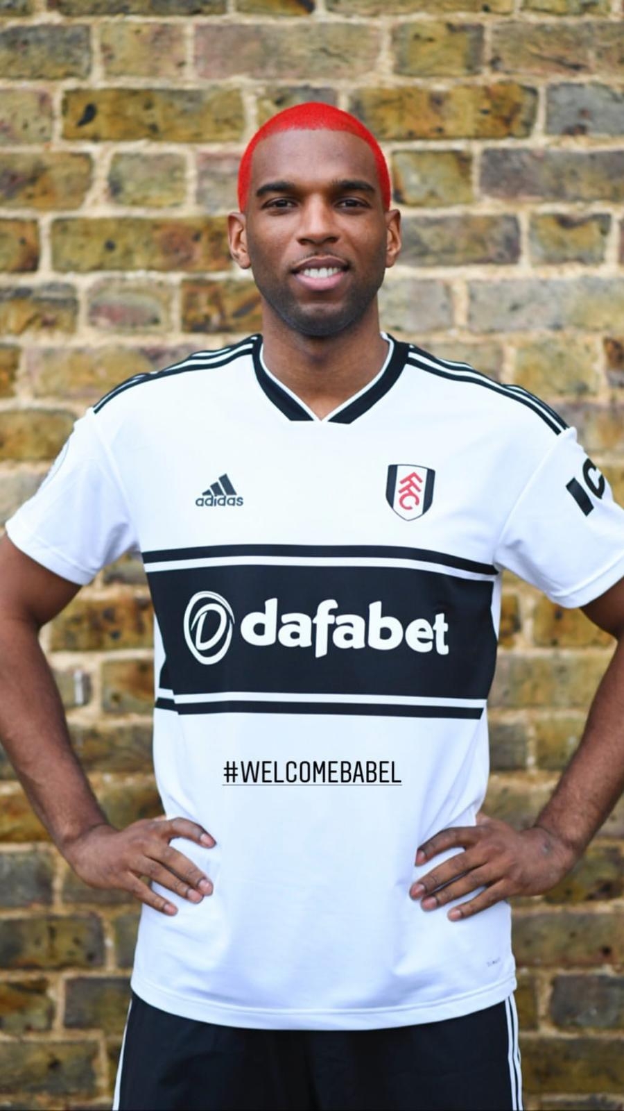 Ryan Babel yeni formasıyla poz verdi - Görsel 2