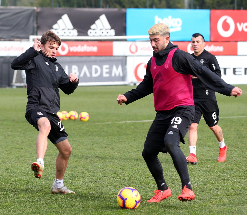 Beşiktaş'a taraftar morali - Görsel 30