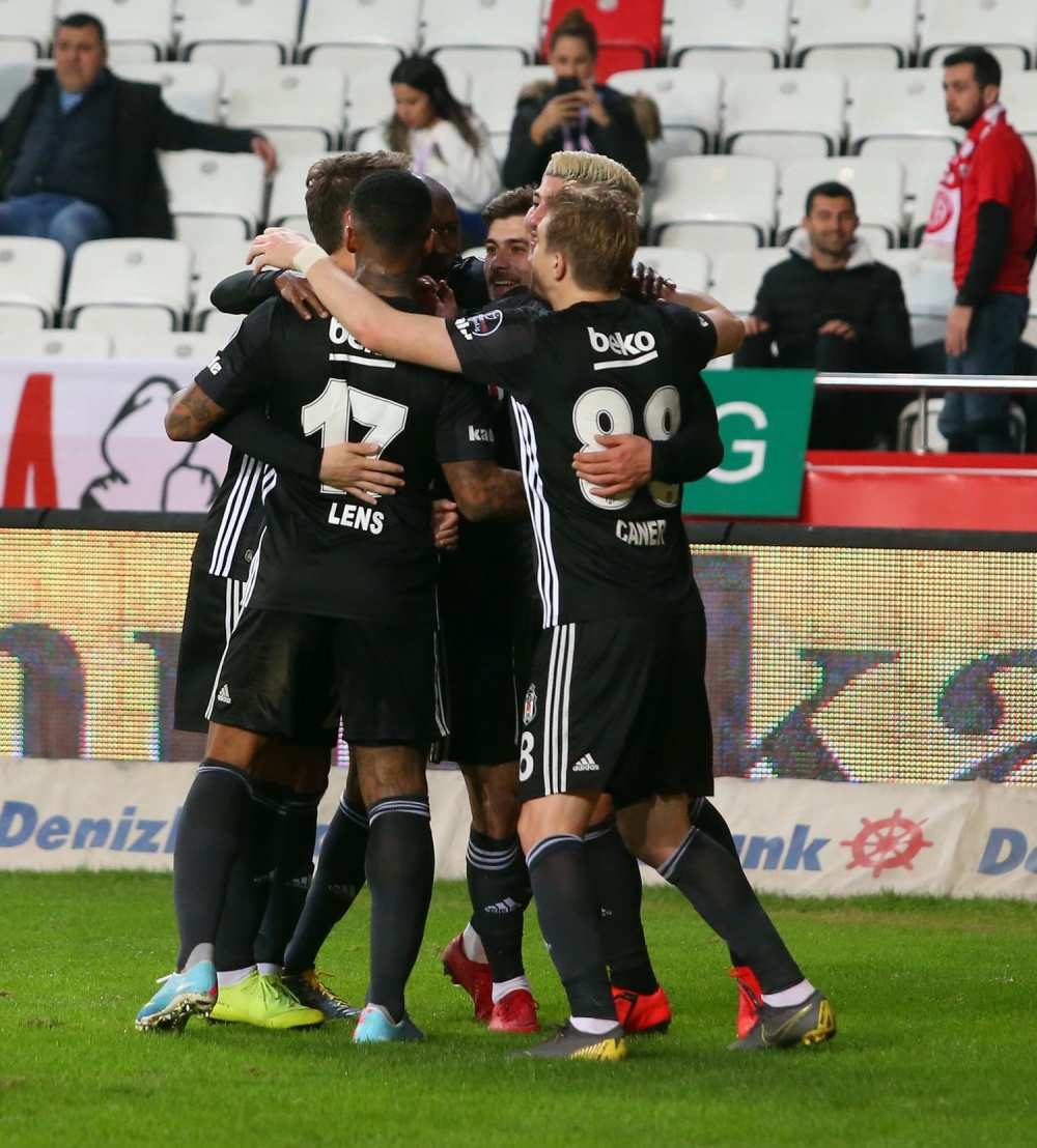 Beşiktaş, Antalya'da gol olup yağdı - Görsel 13