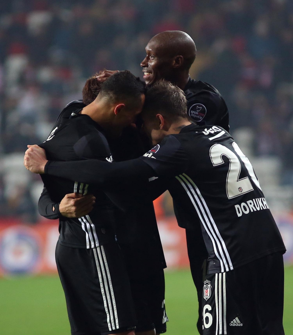 Beşiktaş, Antalya'da gol olup yağdı - Görsel 53