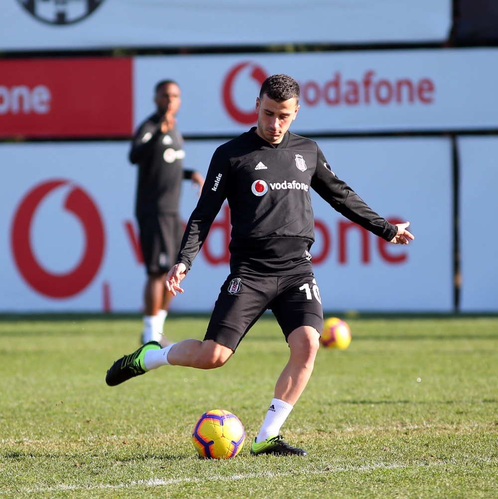 Ümraniye'de Kagawa fırtınası devam ediyor - Görsel 1