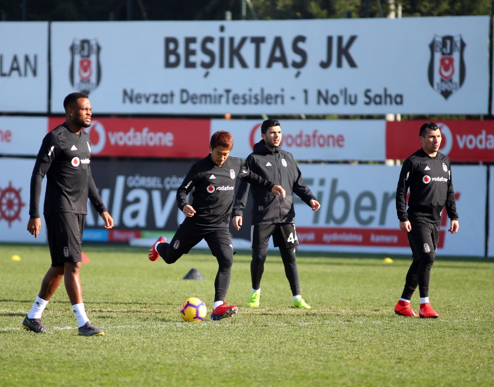 Ümraniye'de Kagawa fırtınası devam ediyor - Görsel 13