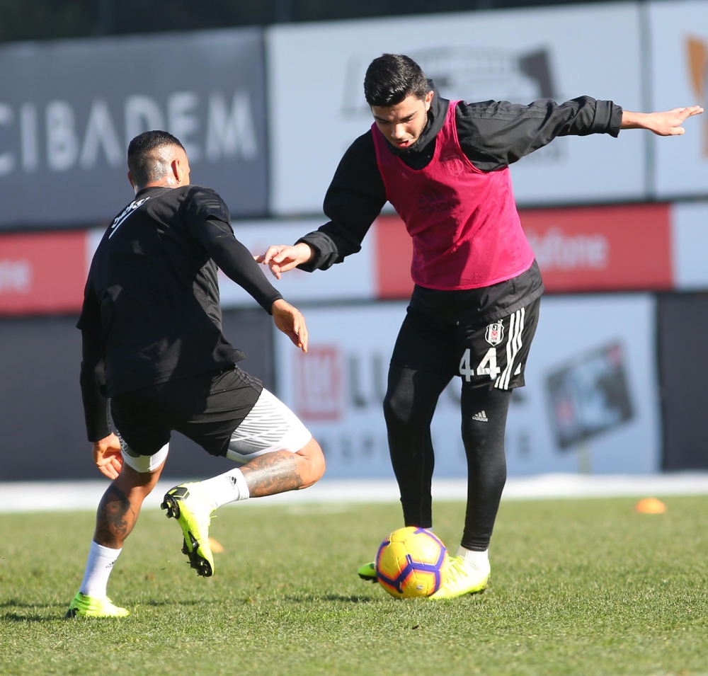 Ümraniye'de Kagawa fırtınası devam ediyor - Görsel 6
