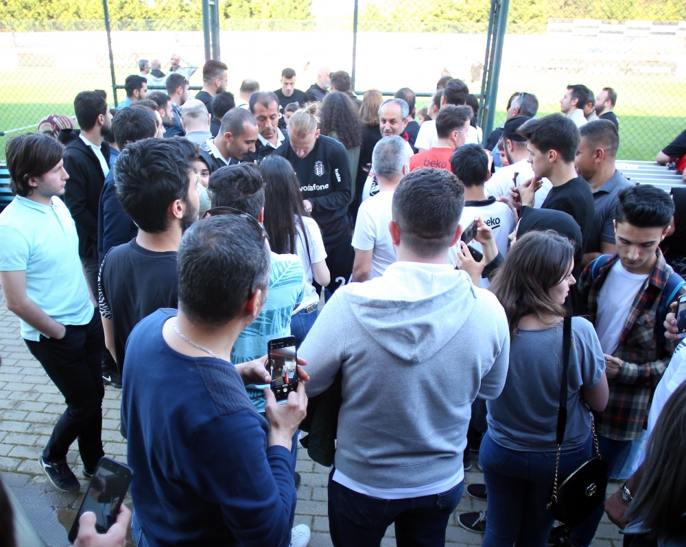 Üniversite öğrencileri Beşiktaş'ın antrenmanını izledi - Görsel 6