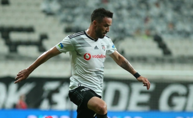 Beşiktaş - Fenerbahçe maçının ardından yazar görüşleri: "Oyuncu değil, oyunu değiştirdi" - Görsel 13