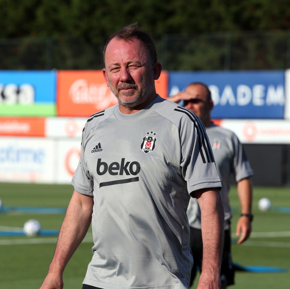 Beşiktaş 2020-21 sezonunu açtı - Görsel 1