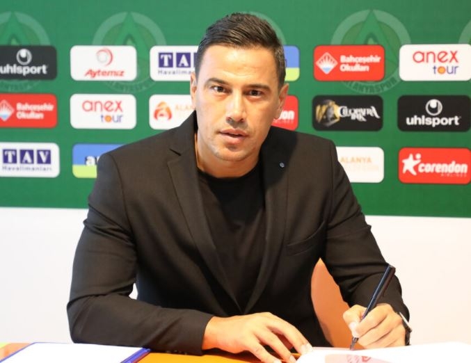 Süper Lig'in Beşiktaşlı teknik direktörleri - Görsel 4