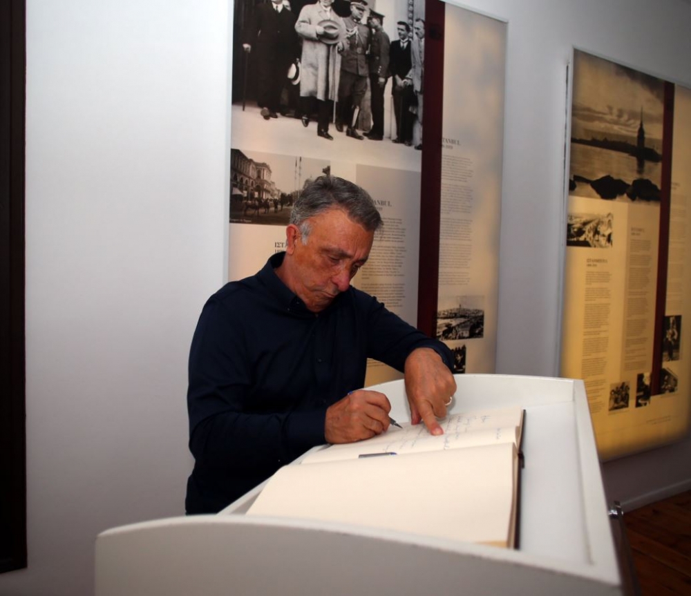 Beşiktaş Başkanı Ahmet Nur Çebi ve yöneticiler, Atatürk'ün doğduğu evi ziyaret etti - Görsel 1