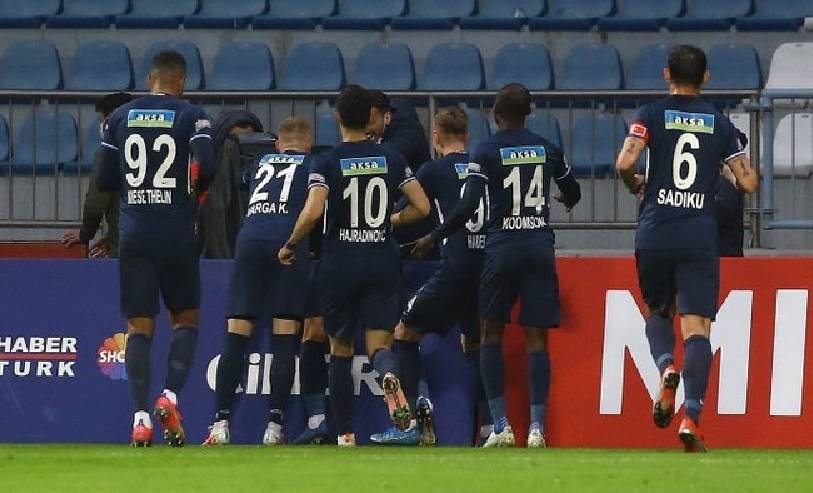 Sezon başından beri 'Aboubakar bu takımın yüzde 50'si' sözünü boşuna söylemedik - Görsel 21