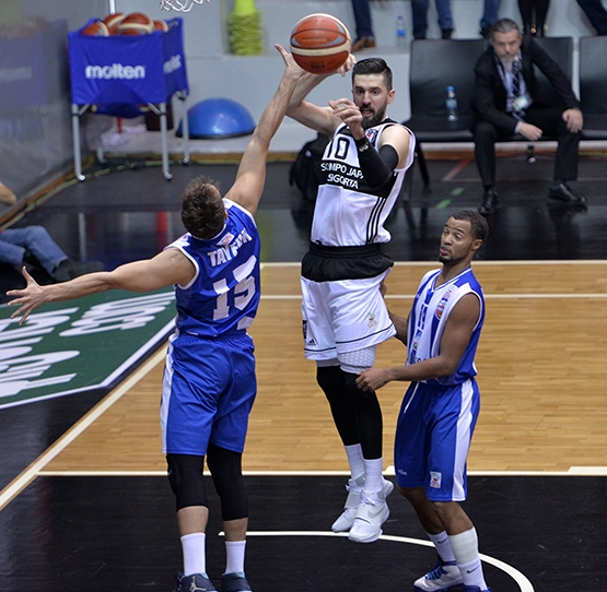Beşiktaş Sompo Japan-Demir İnşaat Büyükçekmece maçından kareler - Görsel 17