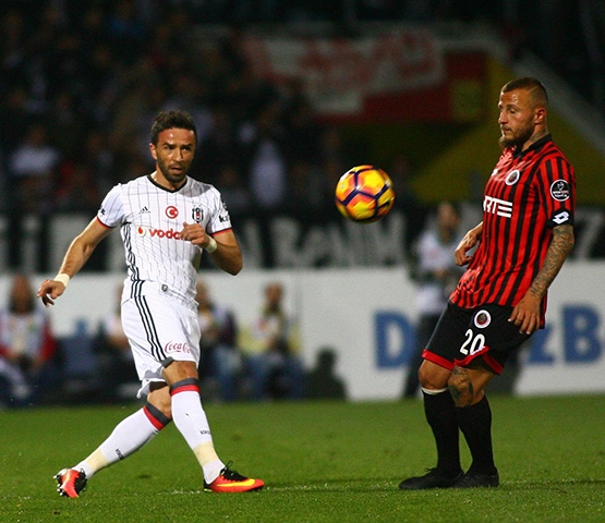 Gökhan Gönül'e karşı Kadıköy'de çirkin hazırlık! - Görsel 1
