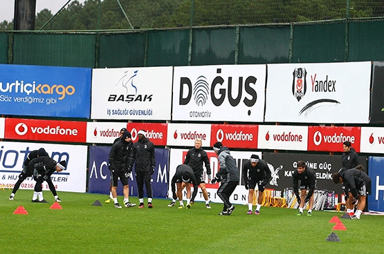 Sağanak yağmur altında derbi hazırlığı - Görsel 10