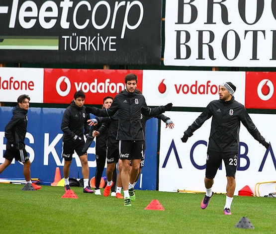 Sağanak yağmur altında derbi hazırlığı - Görsel 3