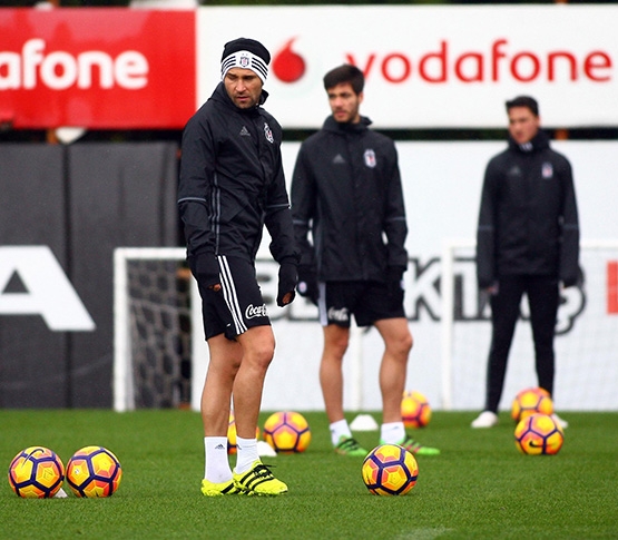 Sağanak yağmur altında derbi hazırlığı - Görsel 6