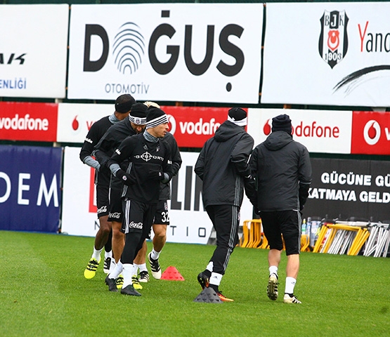 Sağanak yağmur altında derbi hazırlığı - Görsel 8