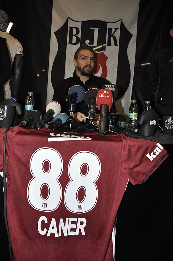 Caner Erkin, Vodafone Arena Kartal Yuvası’nda taraftarla buluştu - Görsel 12