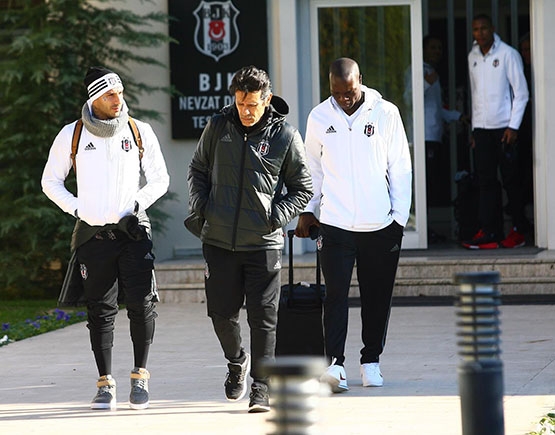 Beşiktaş D.Kiev maçı için yola çıktı - Görsel 11