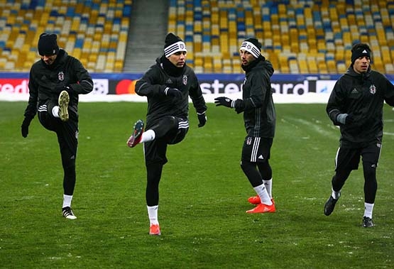 Kiev'de  -7 derece soğuktaki antrenmandan kareler - Görsel 4