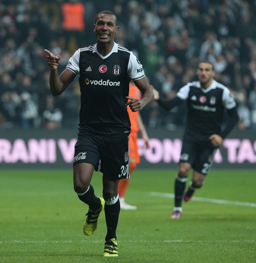 Şampiyon'un unutulmaz gol sevinçleri - Görsel 6