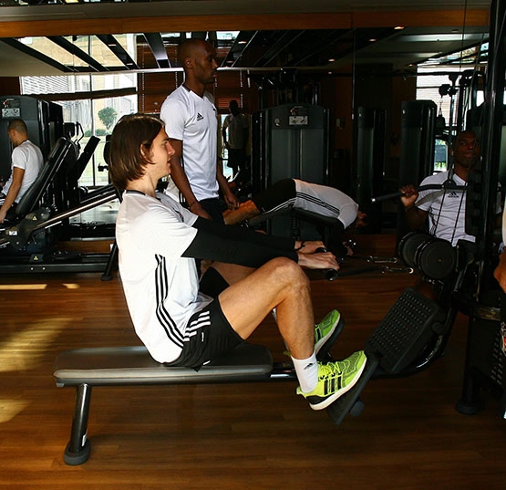 Beşiktaş'ta takım salonda çalıştı - Görsel 1