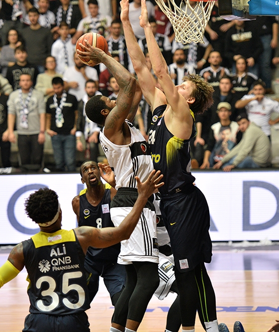 Potada Derbi | Beşiktaş Sompo Japan: 76 - Fenerbahçe: 79 - Görsel 1