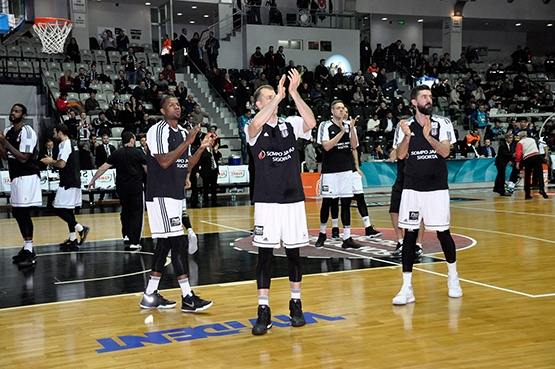 Potada Derbi | Beşiktaş Sompo Japan: 76 - Fenerbahçe: 79 - Görsel 15