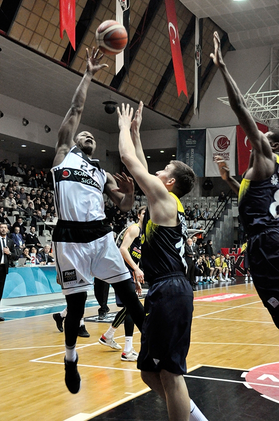 Potada Derbi | Beşiktaş Sompo Japan: 76 - Fenerbahçe: 79 - Görsel 41