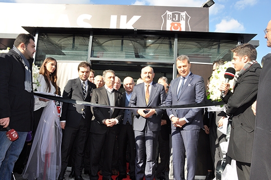 Vodafone Arena'daki çalışma ofisleri törenle açıldı - Görsel 10