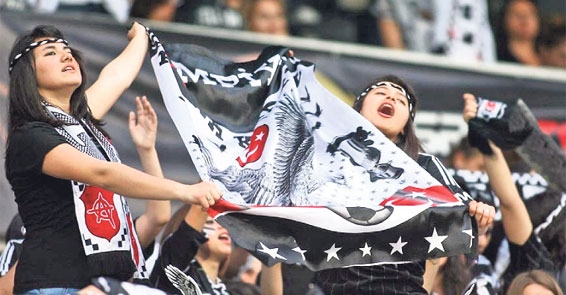 Beşiktaşlı kadın taraftarlar - Görsel 12