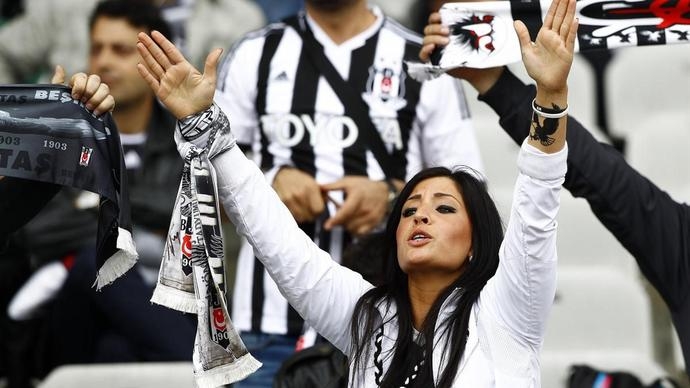 Beşiktaşlı kadın taraftarlar - Görsel 2