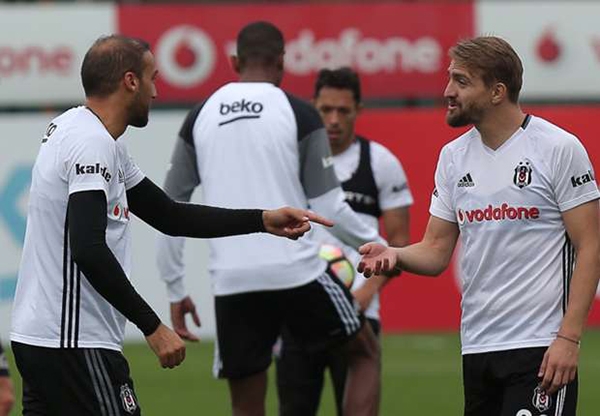 Cenk ile Caner gerginlik sonrası ne konuştular? - Görsel 9
