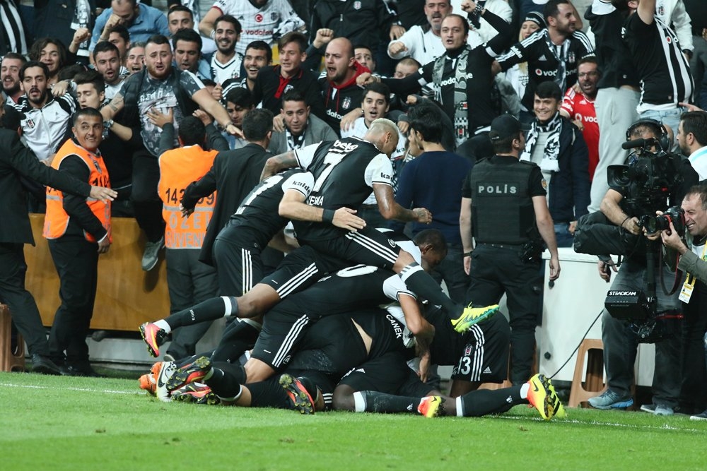 Beşiktaş-Galatasaray derbisinden kareler - Görsel 10