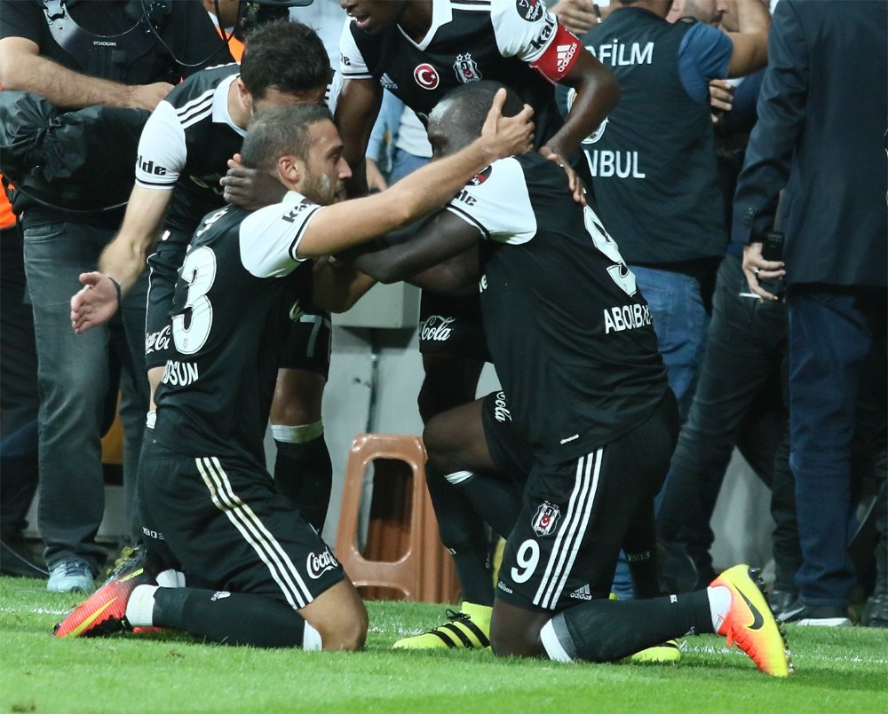 Beşiktaş-Galatasaray derbisinden kareler - Görsel 8