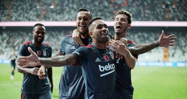 Beşiktaş'ta forma giyen Sambacılar - Görsel 24