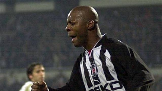 Beşiktaş’ta resmi maçlarda bir sezonda 15 golü geçen yabancı futbolcular - Görsel 8