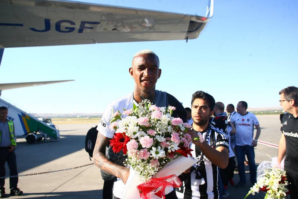 Beşiktaş, Antep'te coşkuyla karşılandı! - Görsel 2