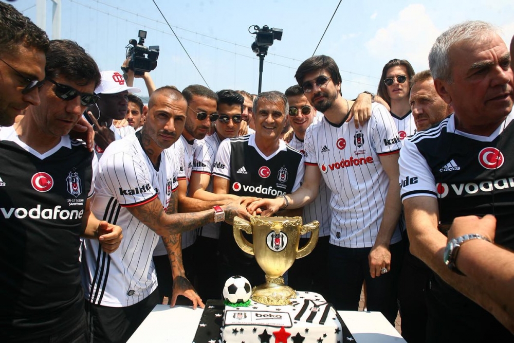 İşte kutlamalardan muhteşem kareler! - Görsel 20