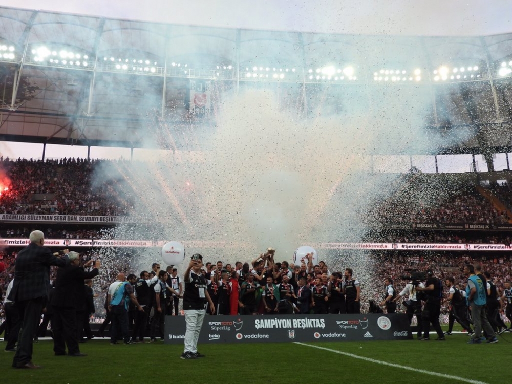Beşiktaş kupayı kaldırdı! Müthiş kareler! - Görsel 3
