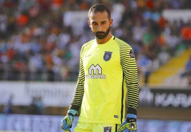 Emre Belözoğlu yılın 11'ini belirledi! - Görsel 1