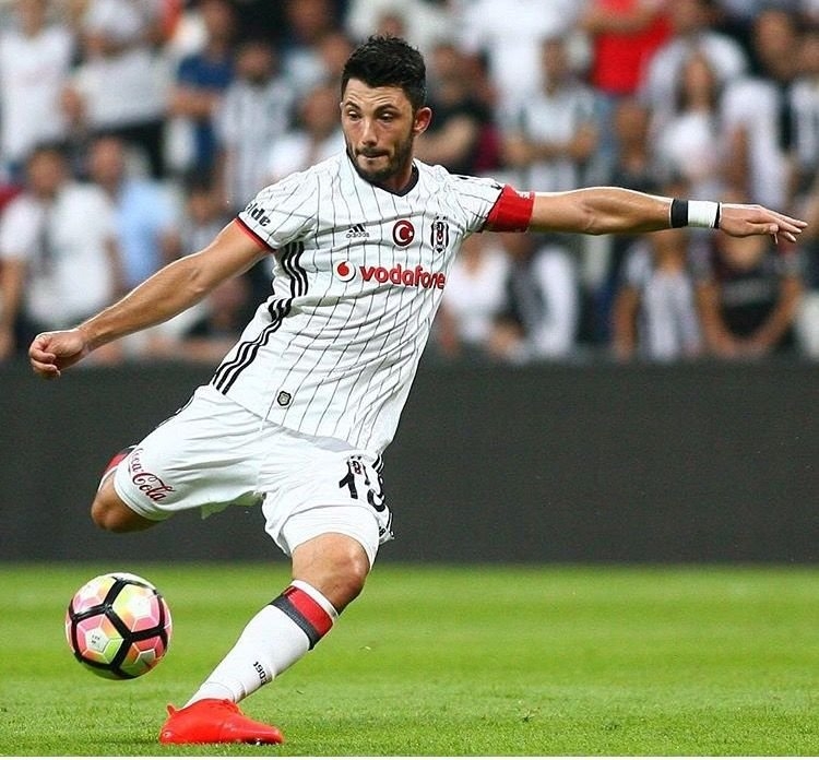 Emre Belözoğlu yılın 11'ini belirledi! - Görsel 7