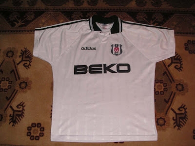 FOTO GALERİ | 1990 sonrası Beşiktaş formaları! - Görsel 8
