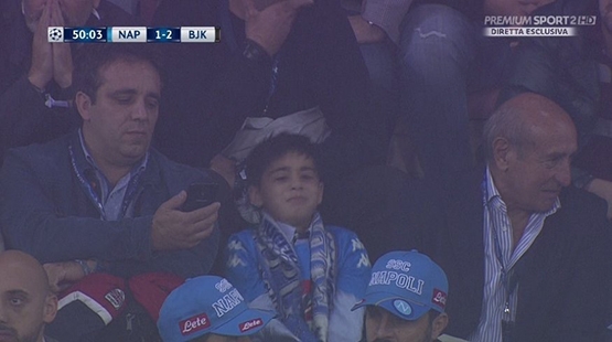 Napoli küçük çocuğu ağlamaya mahkum etti! - Görsel 1