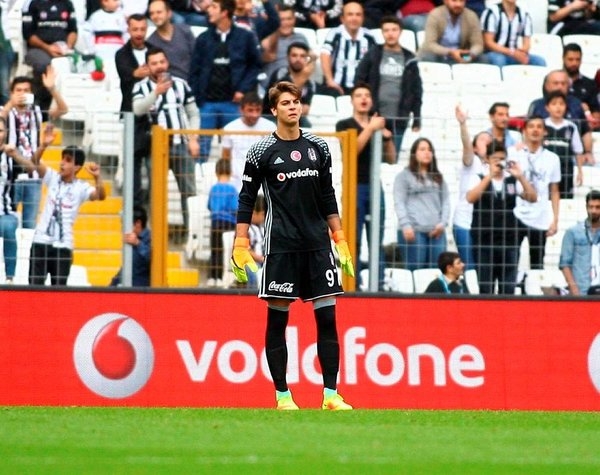 İşte Beşiktaş'ın son 15 yılda kalesini koruyan isimler! - Görsel 17