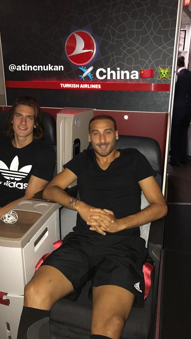 Beşiktaşlı futbolcuların Çin paylaşımları! - Görsel 4